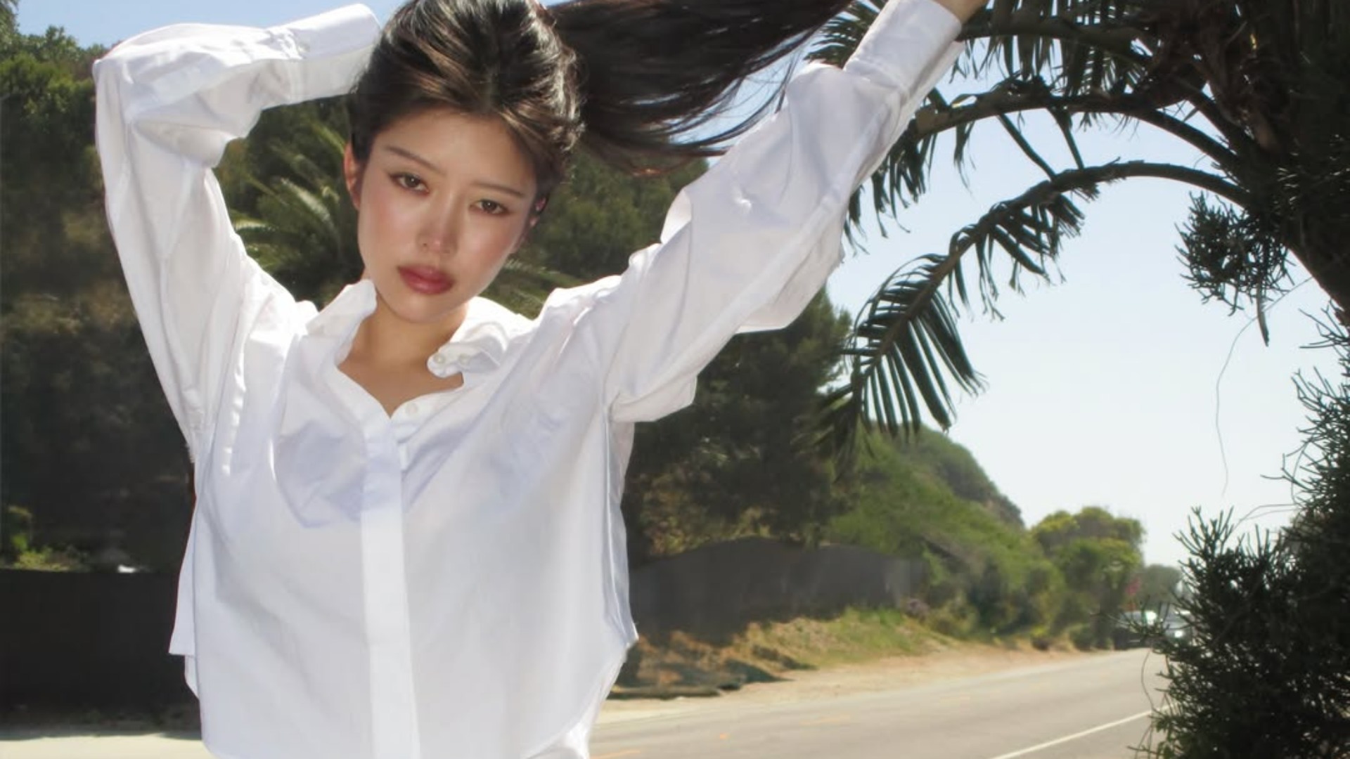 여름은 레드레드, 여름 팬츠는 화이트화이트!